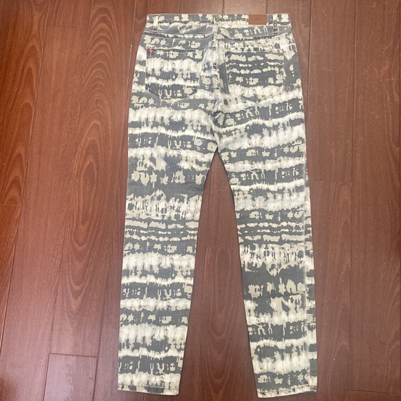 UO BDG High Rise Cigarette Ankle Size 28 - Picture 3 of 5